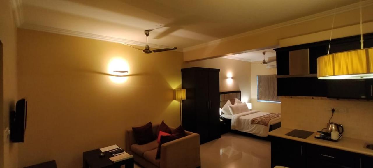 Casa de Bengaluru Hotel Bagian luar foto